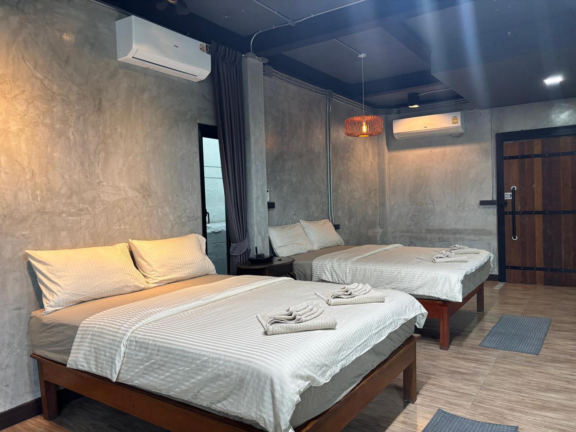 Sp Home Bangsaen Exterior photo